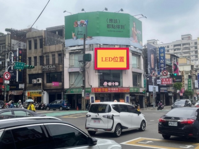 桃園-新生路/元化路口LED電視牆